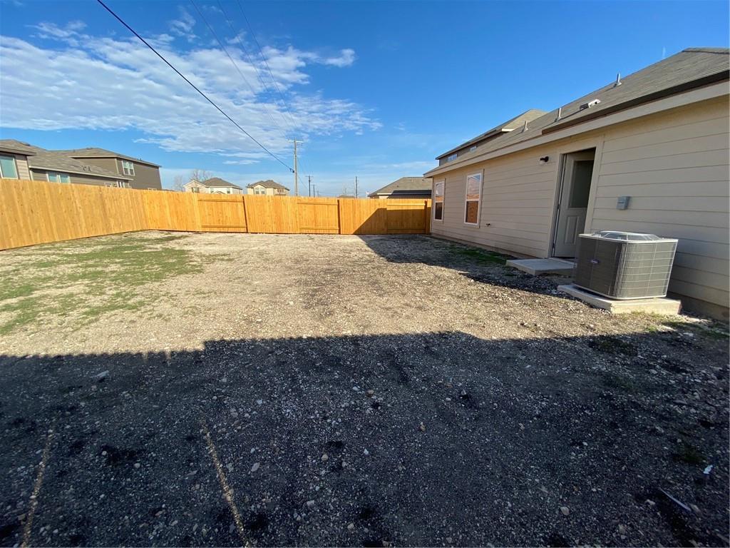 401 Hyacinth Way Jarrell TX 76537