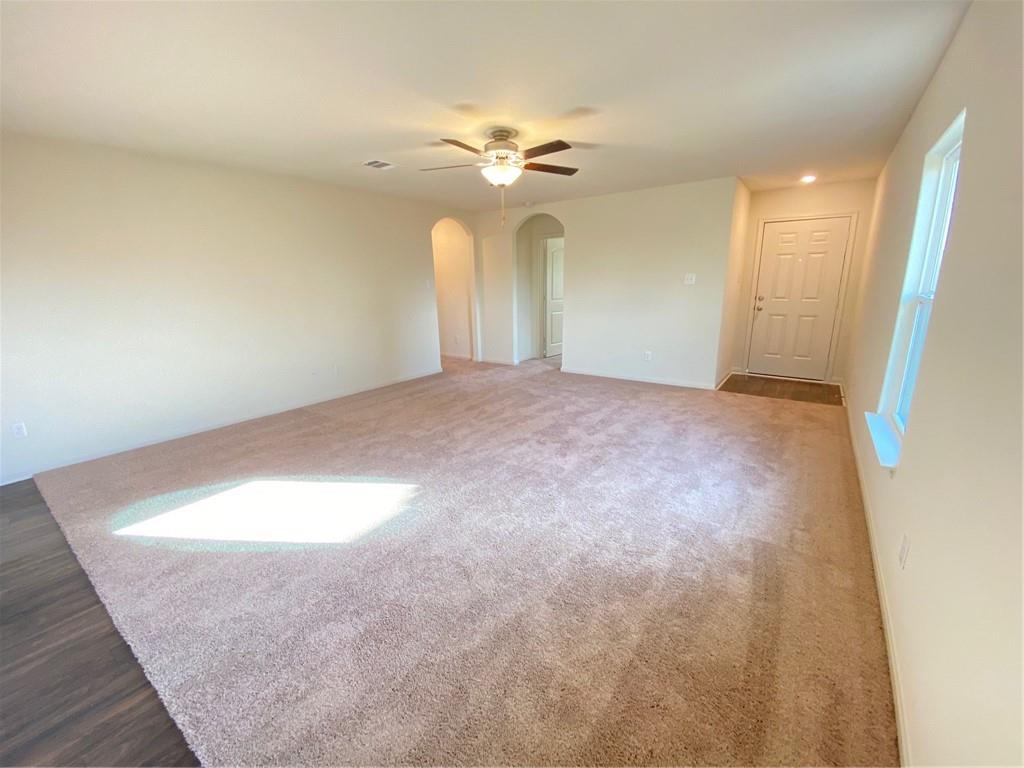 401 Hyacinth Way Jarrell TX 76537
