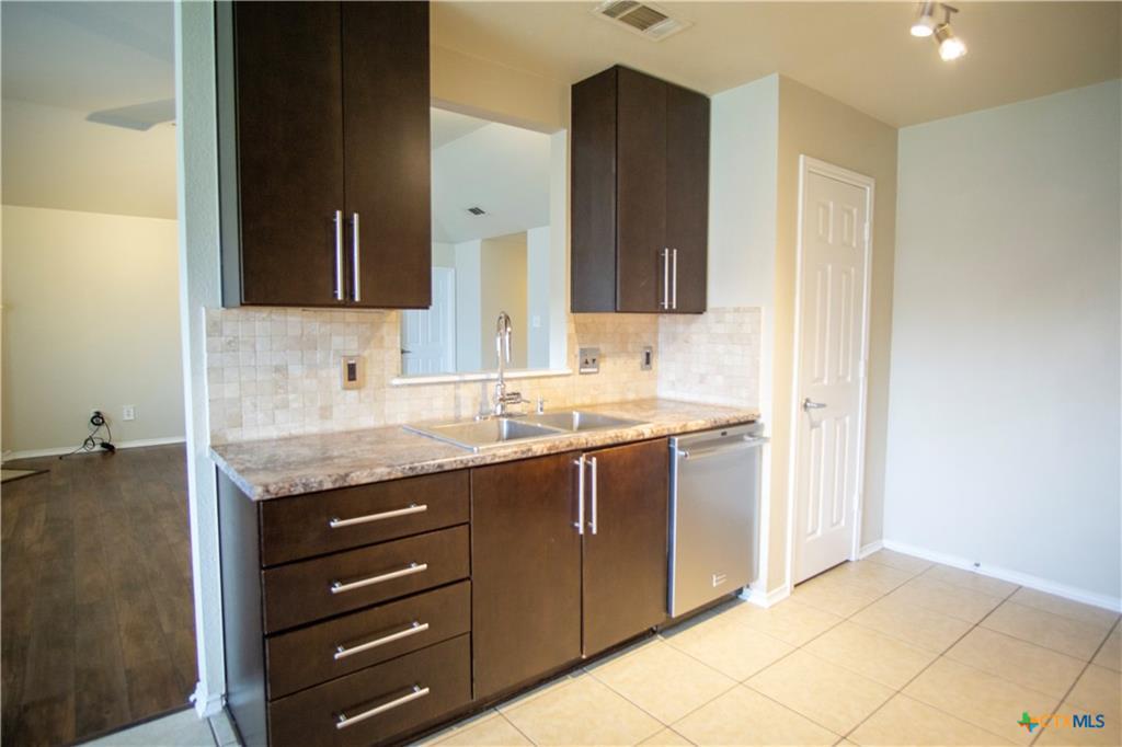 1809 Herndon Drive Killeen TX 76543