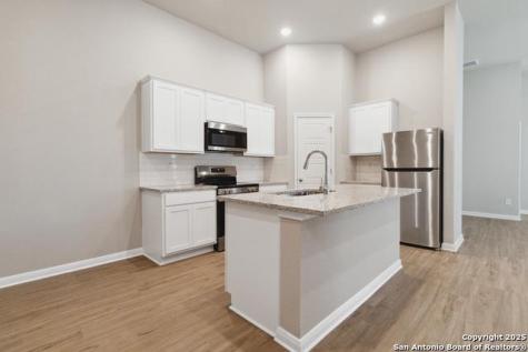422-426 Nespral Drive San Antonio TX 78253