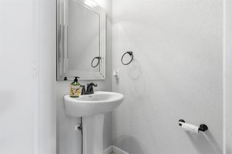 2409 Muzzie Lane Leander TX 78641