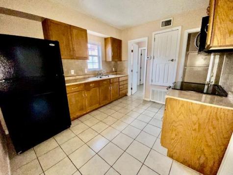 6100 Felix Avenue Austin TX 78741