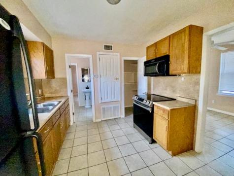 6100 Felix Avenue Austin TX 78741