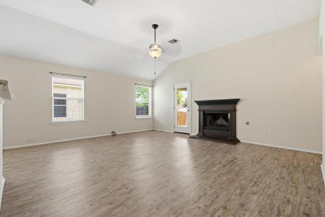 224 Poplarwood Drive Kyle TX 78640