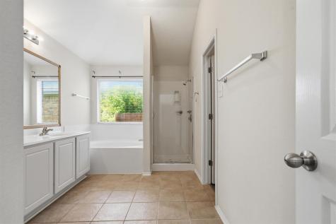 224 Poplarwood Drive Kyle TX 78640
