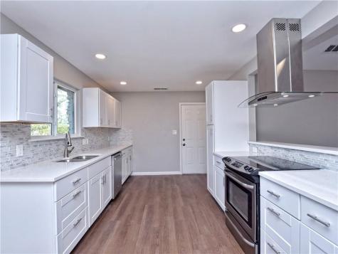 5205 Thunderbird Street Lago Vista TX 78645