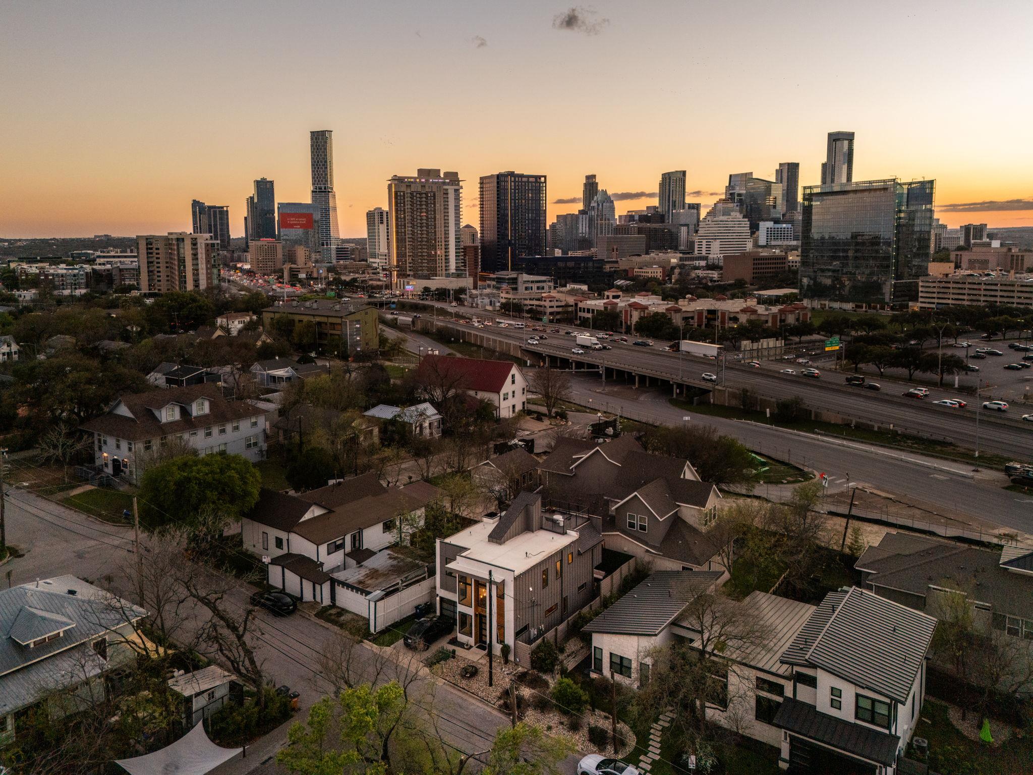 1502 Waller Street Austin TX 78702