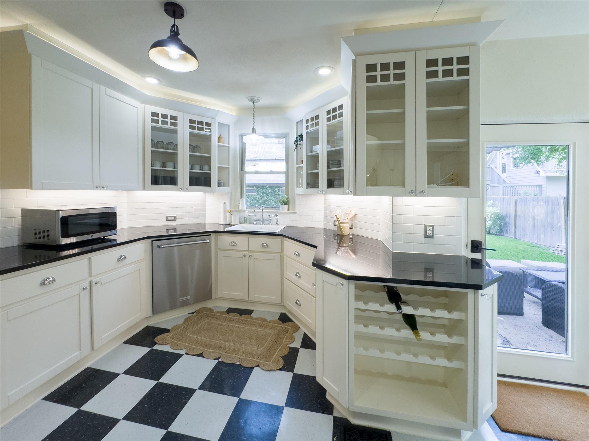 1512 Northwood Road Austin TX 78703
