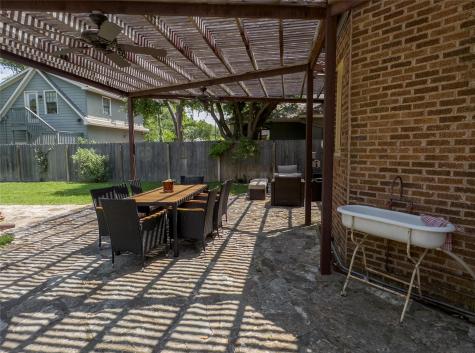 1512 Northwood Road Austin TX 78703