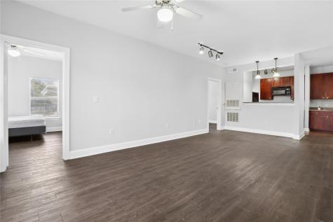 1901 Crossing Place Austin TX 78741