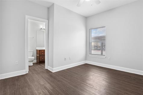 1901 Crossing Place Austin TX 78741