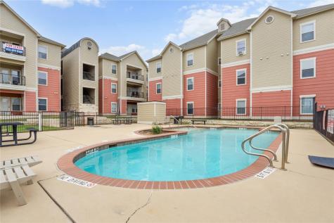 1901 Crossing Place Austin TX 78741