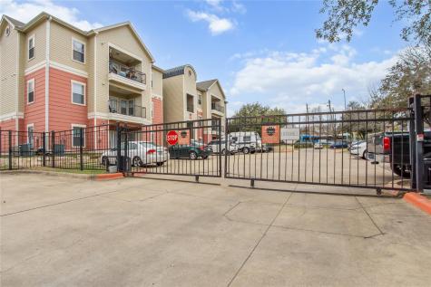 1901 Crossing Place Austin TX 78741