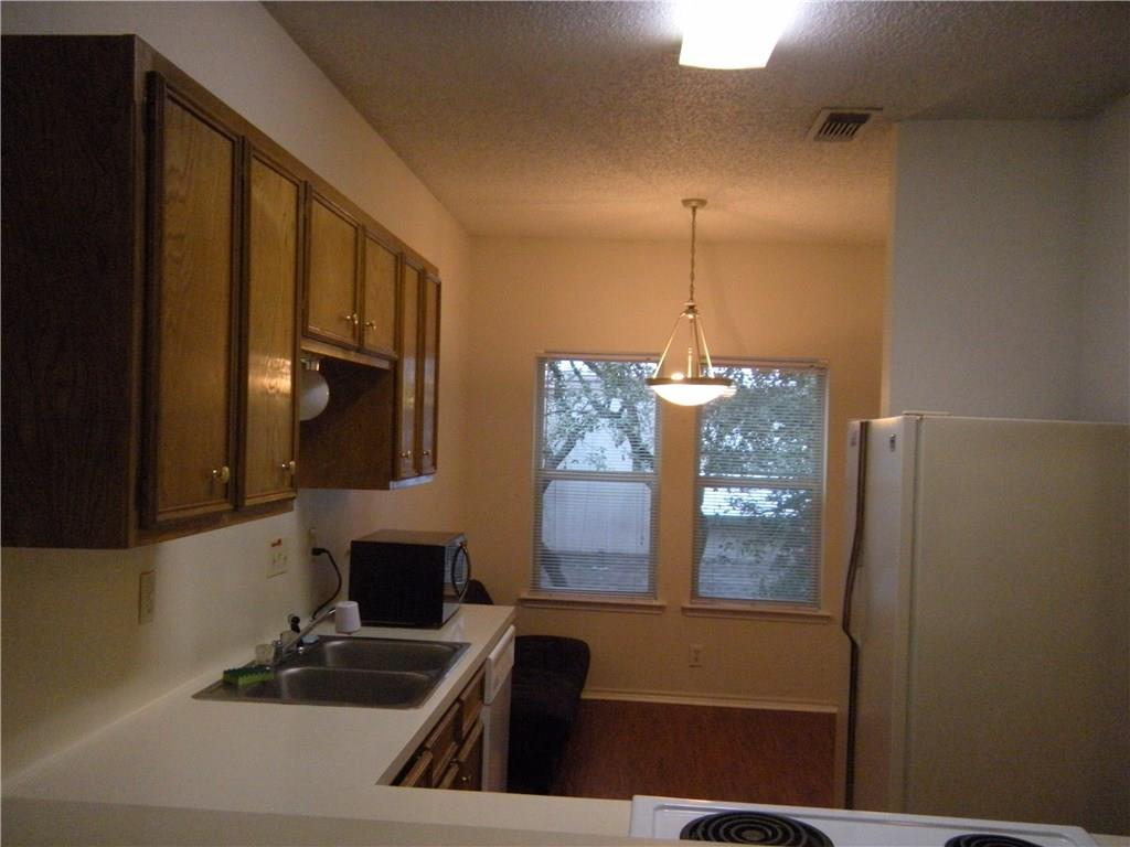 2414 Longview Street Austin TX 78705
