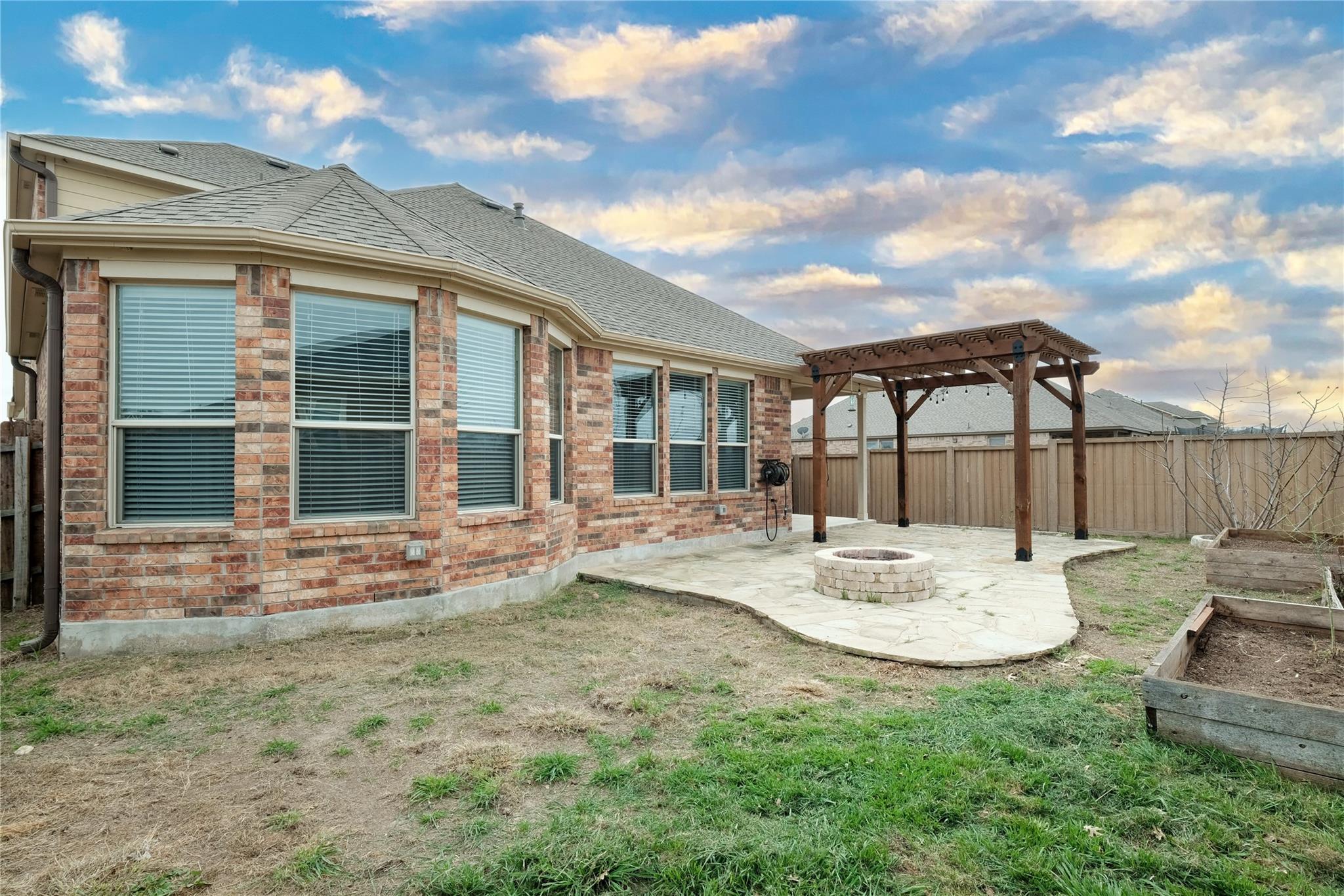 1804 Elaina Loop Leander TX 78641