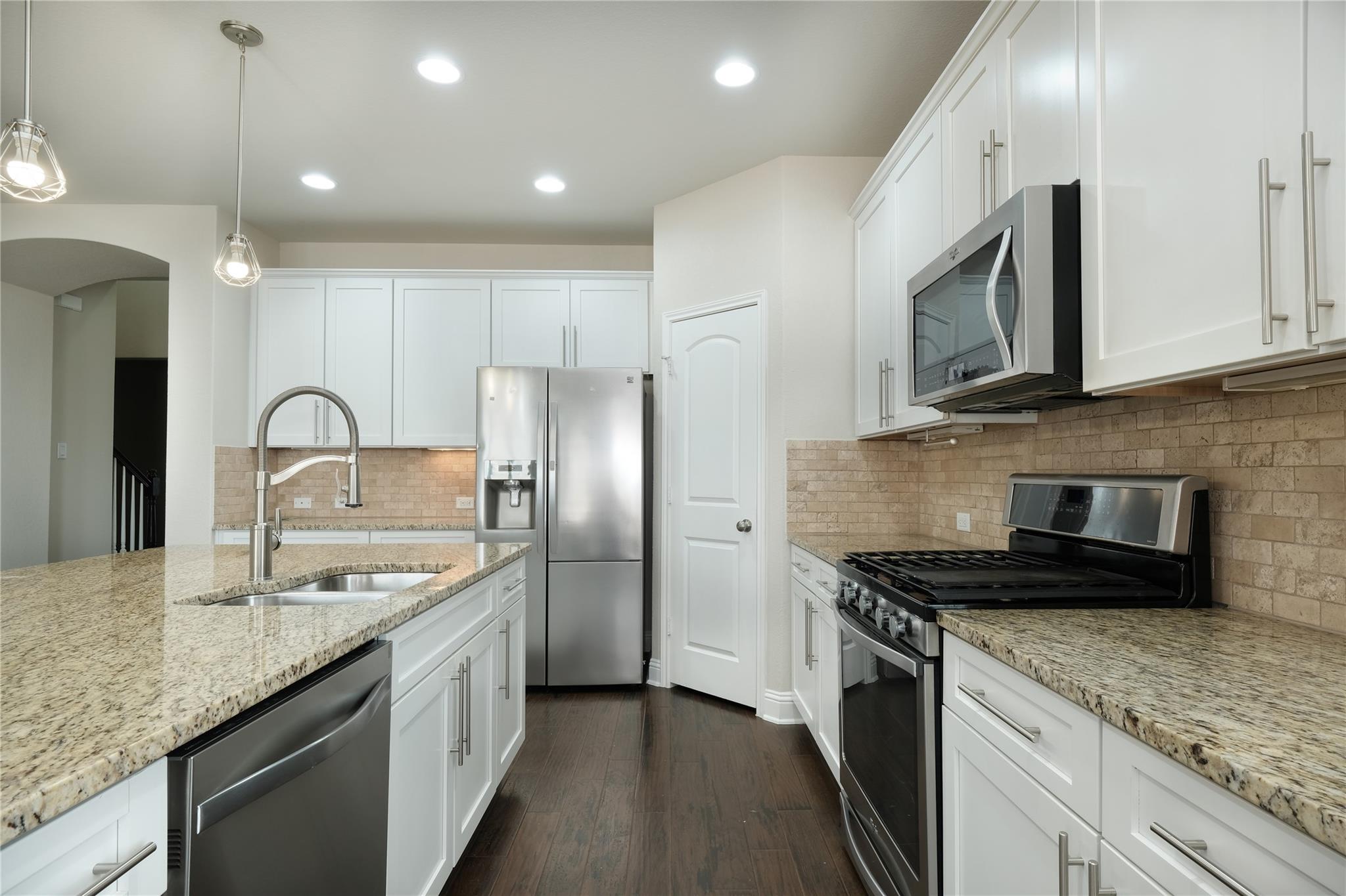 1804 Elaina Loop Leander TX 78641