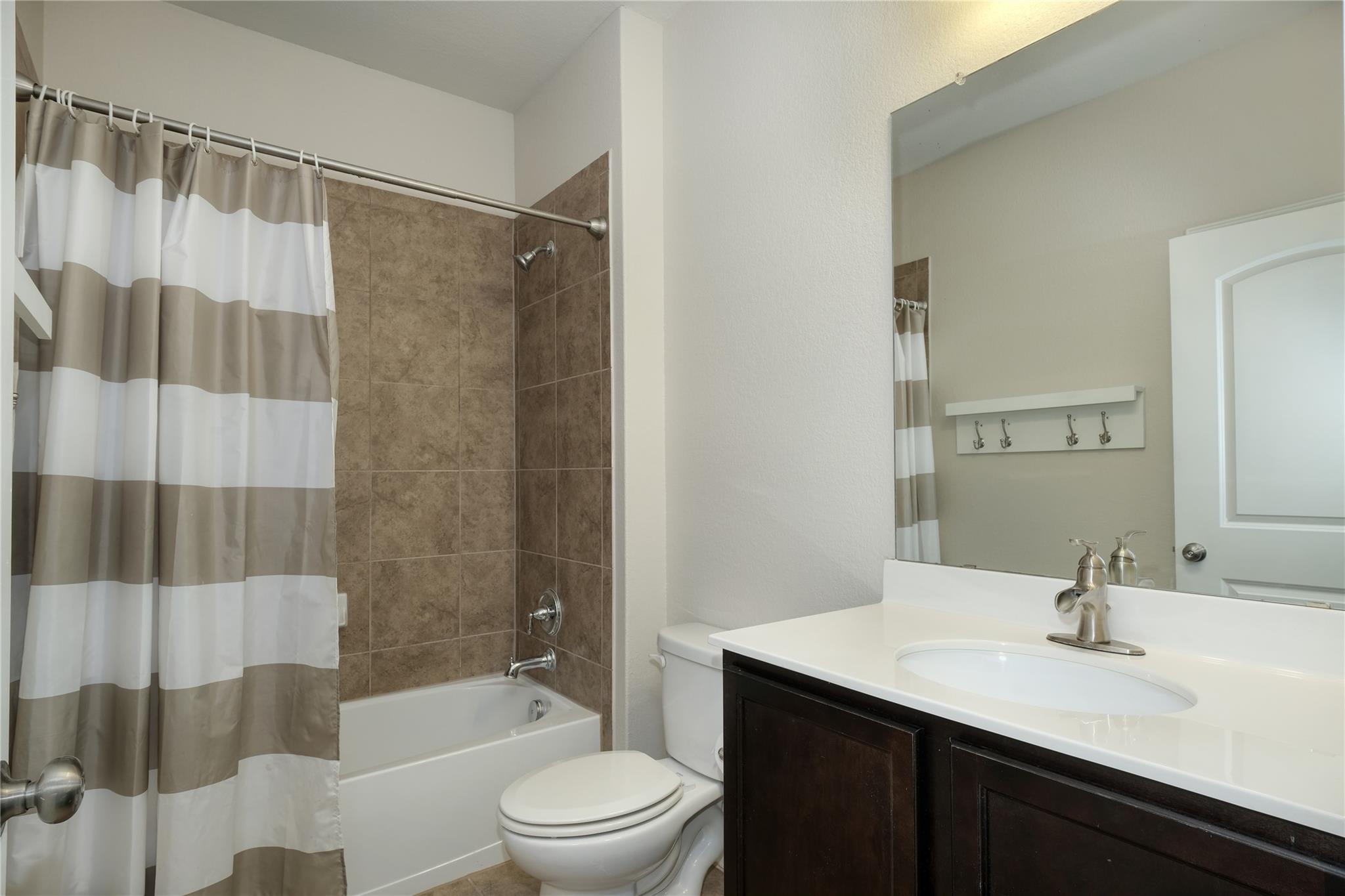1804 Elaina Loop Leander TX 78641