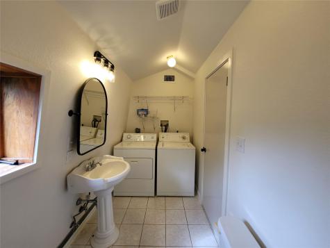 281 Earl Callahan Road Cedar Creek TX 78612