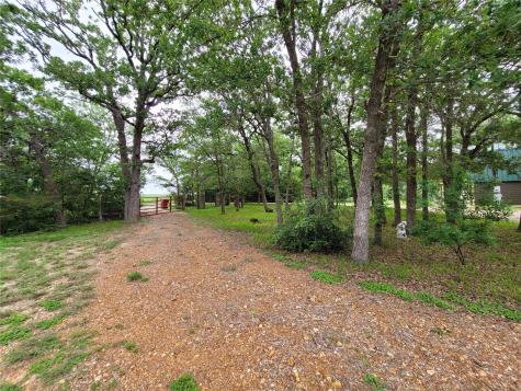 281 Earl Callahan Road Cedar Creek TX 78612