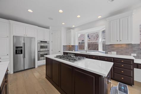 1409 Vibar Cove Round Rock TX 78681