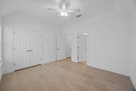1409 Vibar Cove Round Rock TX 78681
