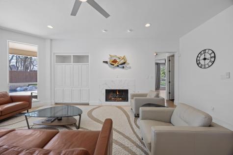1409 Vibar Cove Round Rock TX 78681