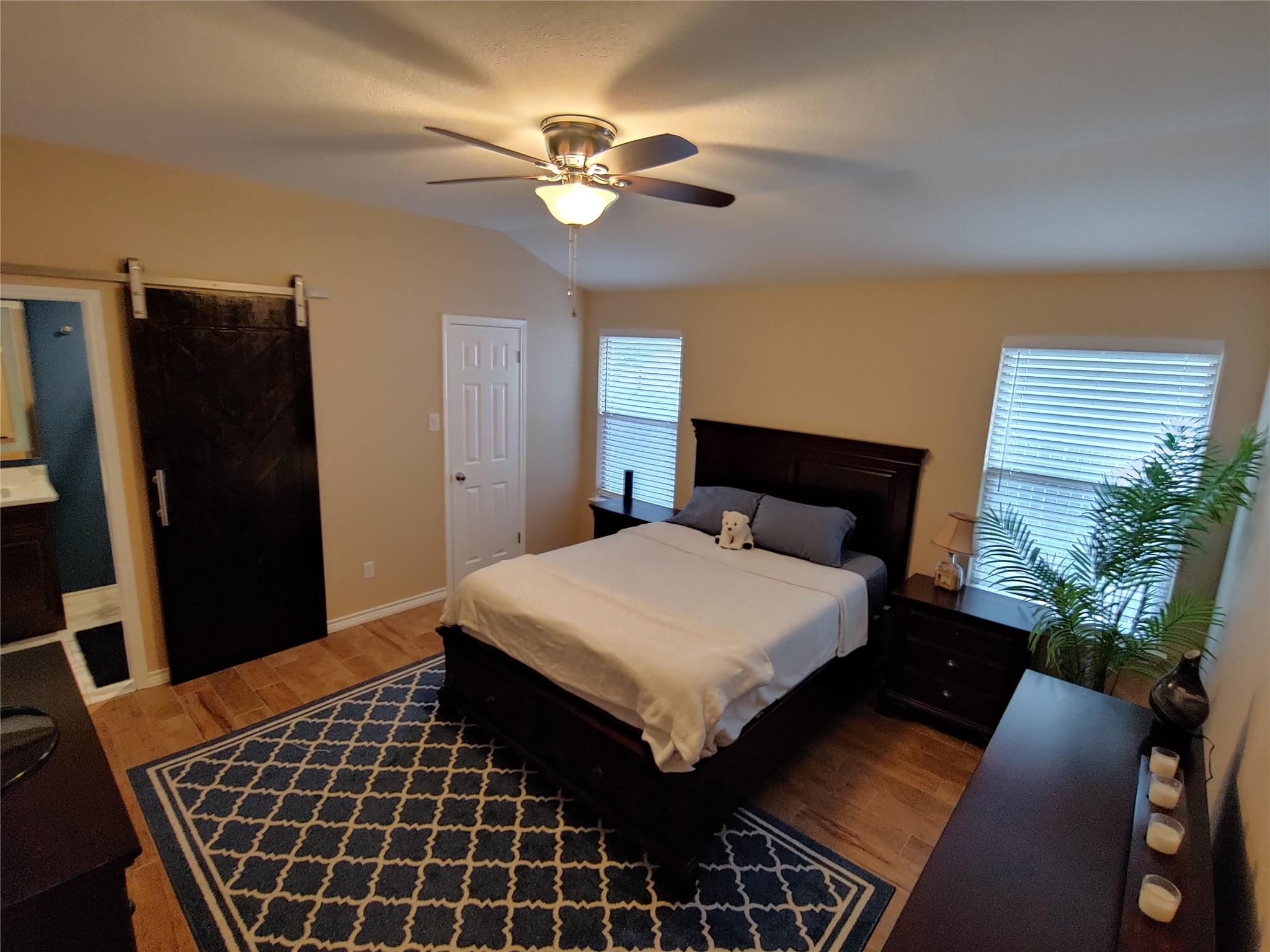 8124 Tockington Way Austin TX 78748