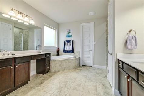 6825 Leonardo Drive Round Rock TX 78665