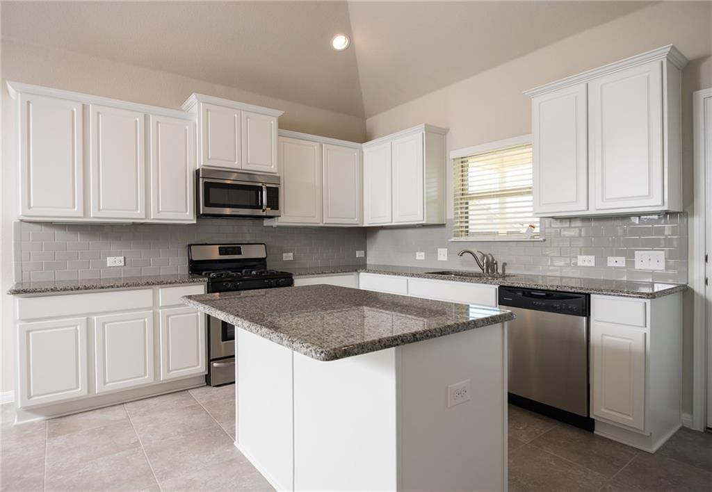 641 Schefer Street Leander TX 78641