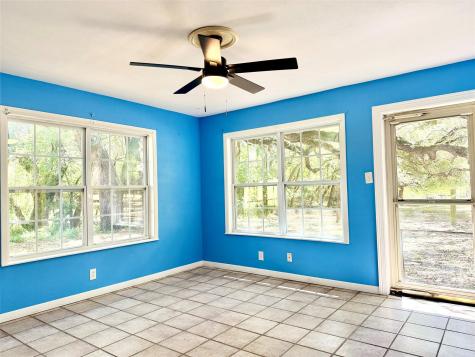 51 Hanging Oak Road Dale TX 78616