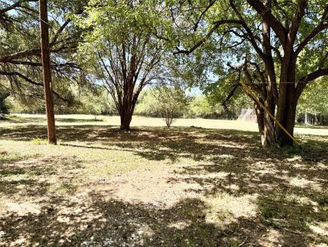 51 Hanging Oak Road Dale TX 78616