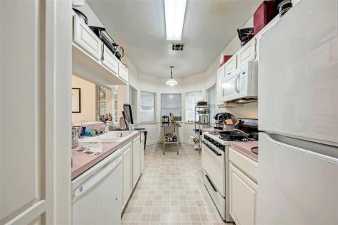 1205 W 22 1/2 Street Austin TX 78705