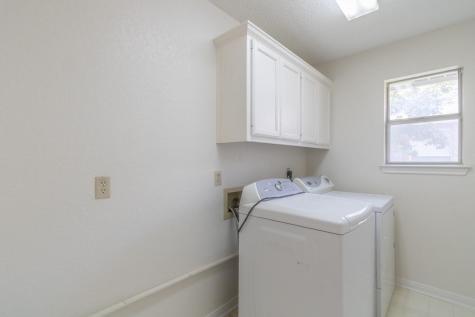 2411 Raintree Path Round Rock TX 78664