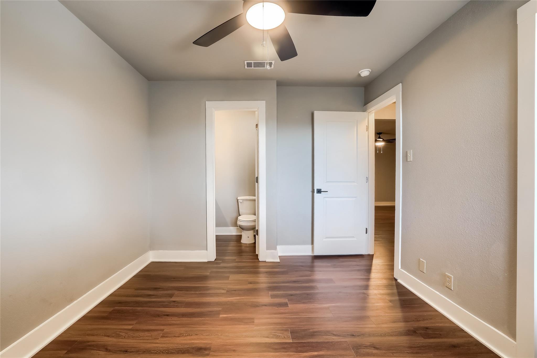 5909 Lago Vista Way D Lago Vista TX 78645