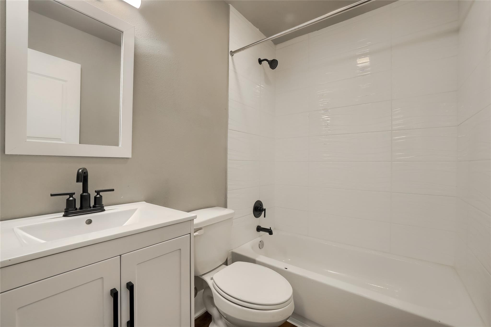 5909 Lago Vista Way D Lago Vista TX 78645
