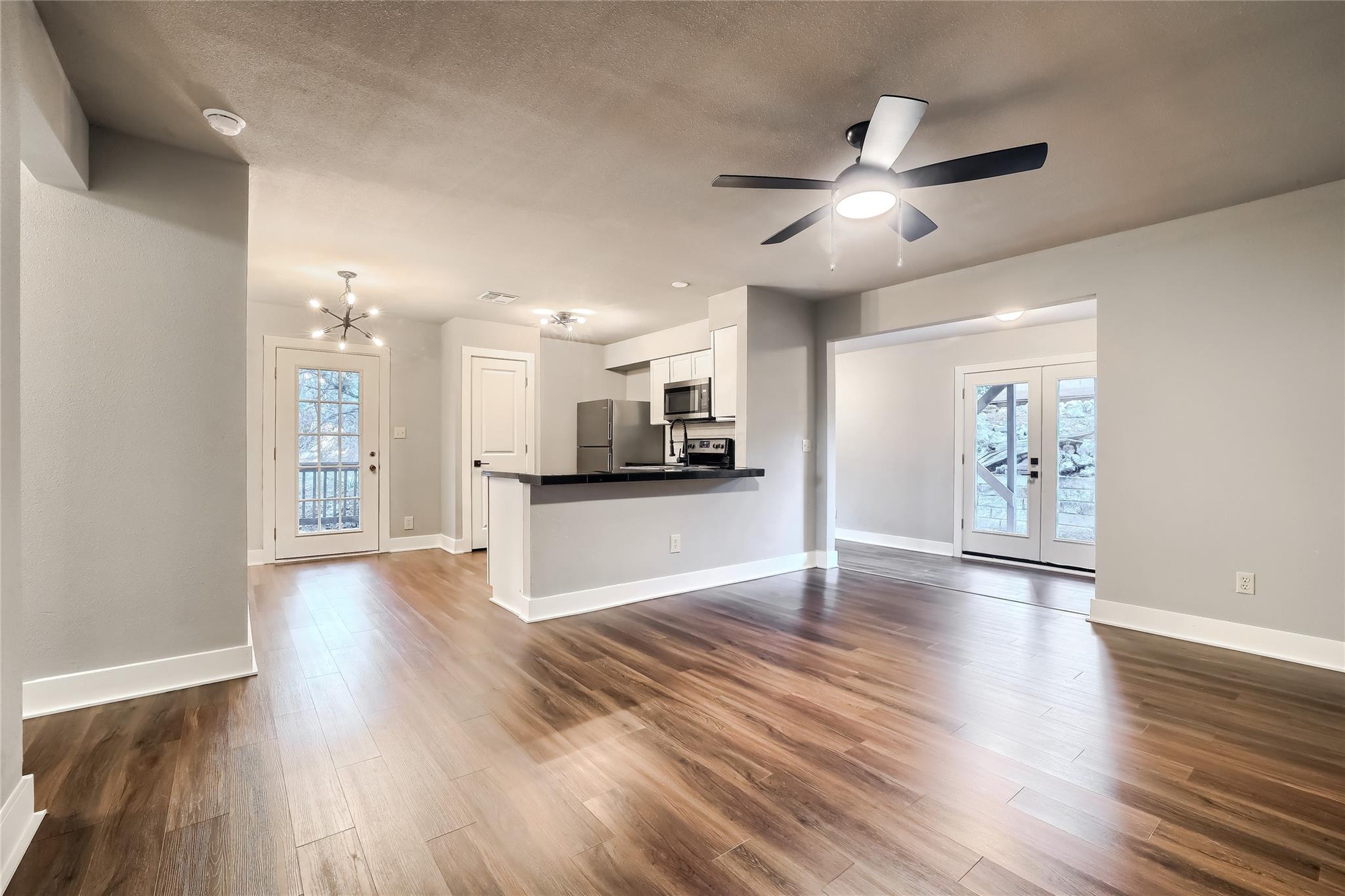 5909 Lago Vista Way D Lago Vista TX 78645