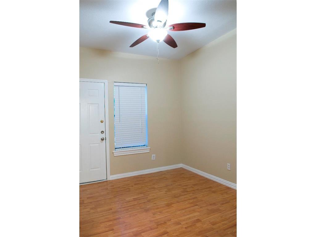 915 W 22 1/2 Street Austin TX 78705
