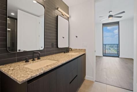 84 East Avenue Austin TX 78701