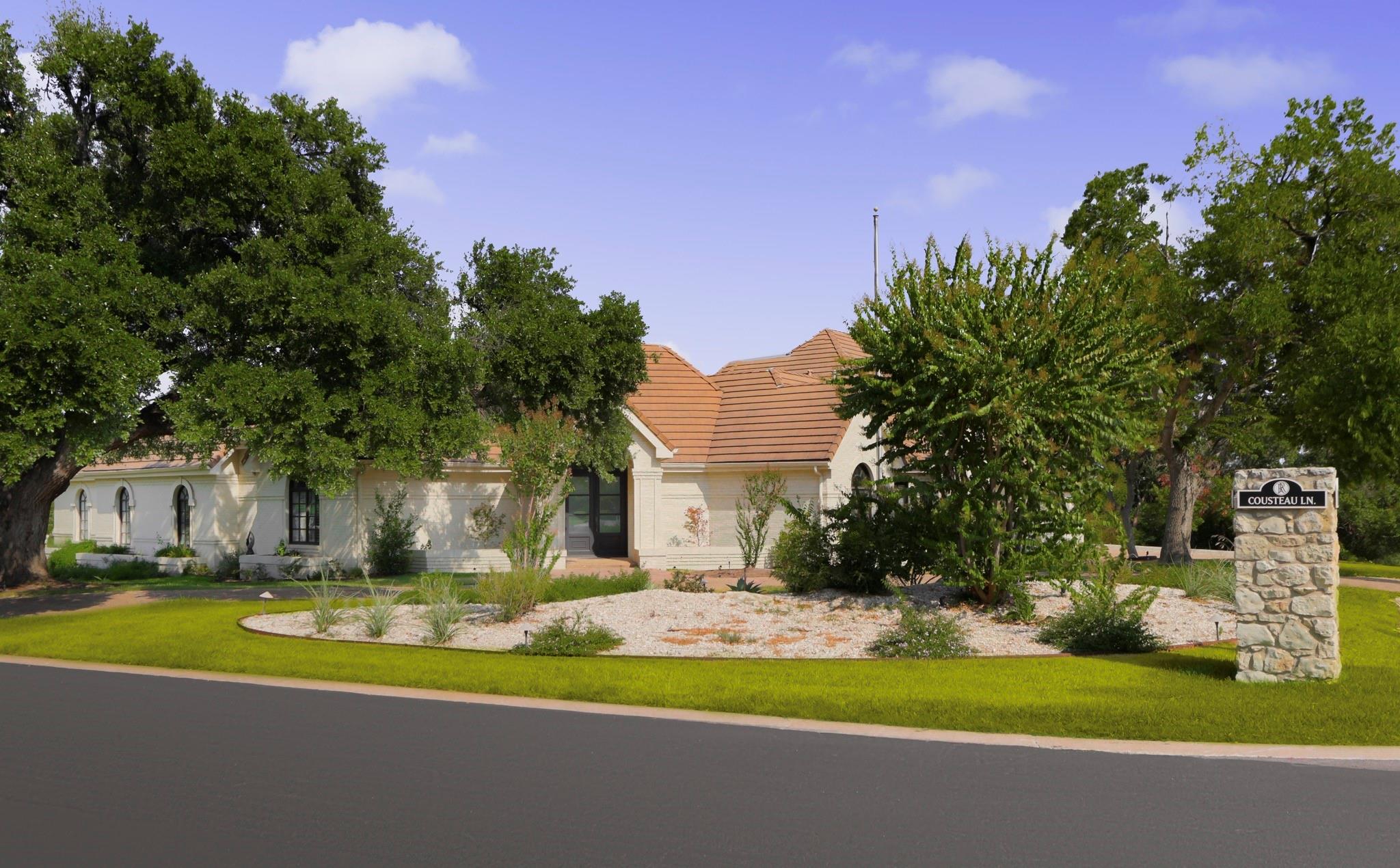 21 Cousteau Lane Austin TX 78746