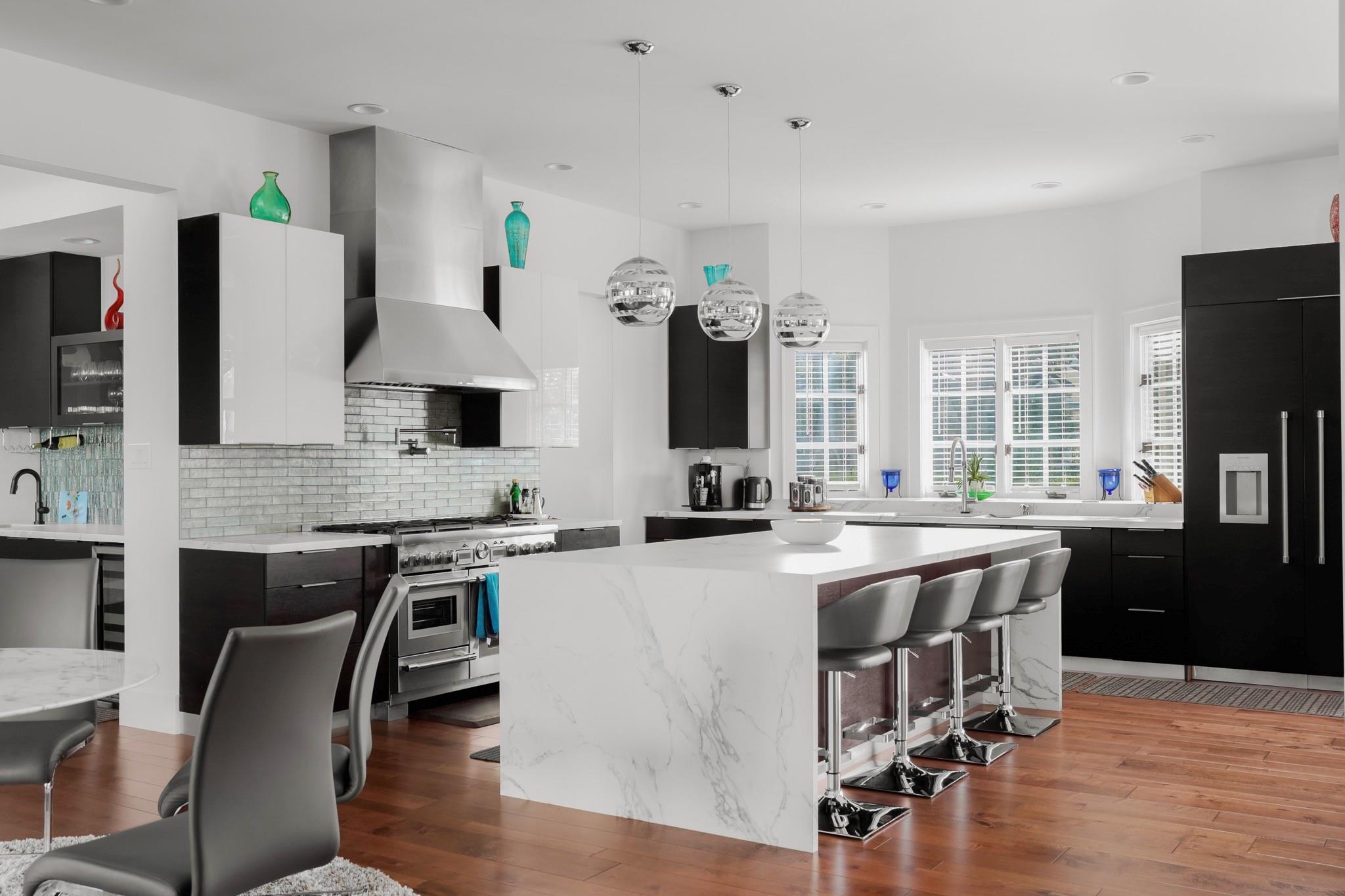 21 Cousteau Lane Austin TX 78746