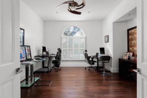21 Cousteau Lane Austin TX 78746