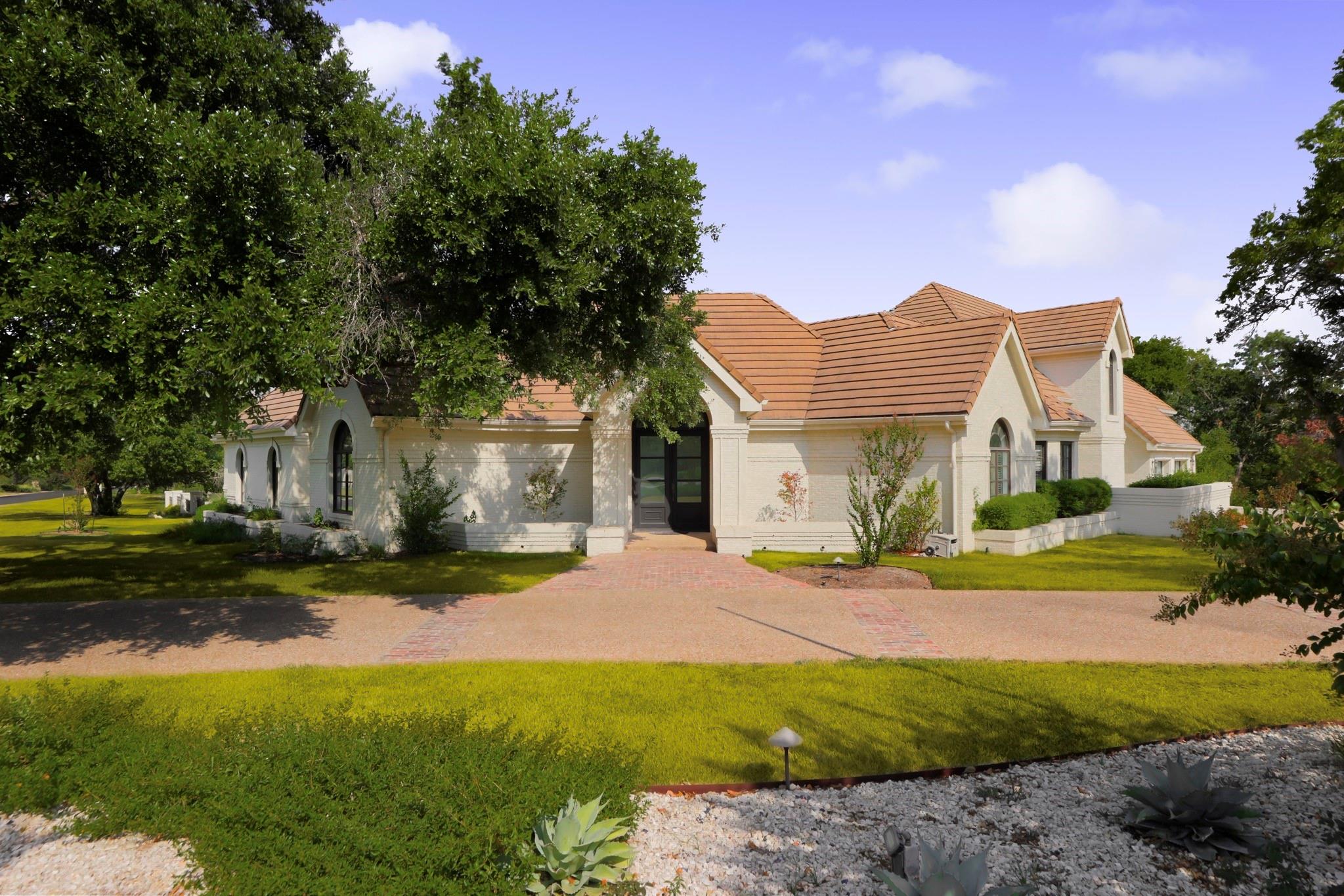 21 Cousteau Lane Austin TX 78746