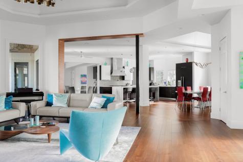 21 Cousteau Lane Austin TX 78746