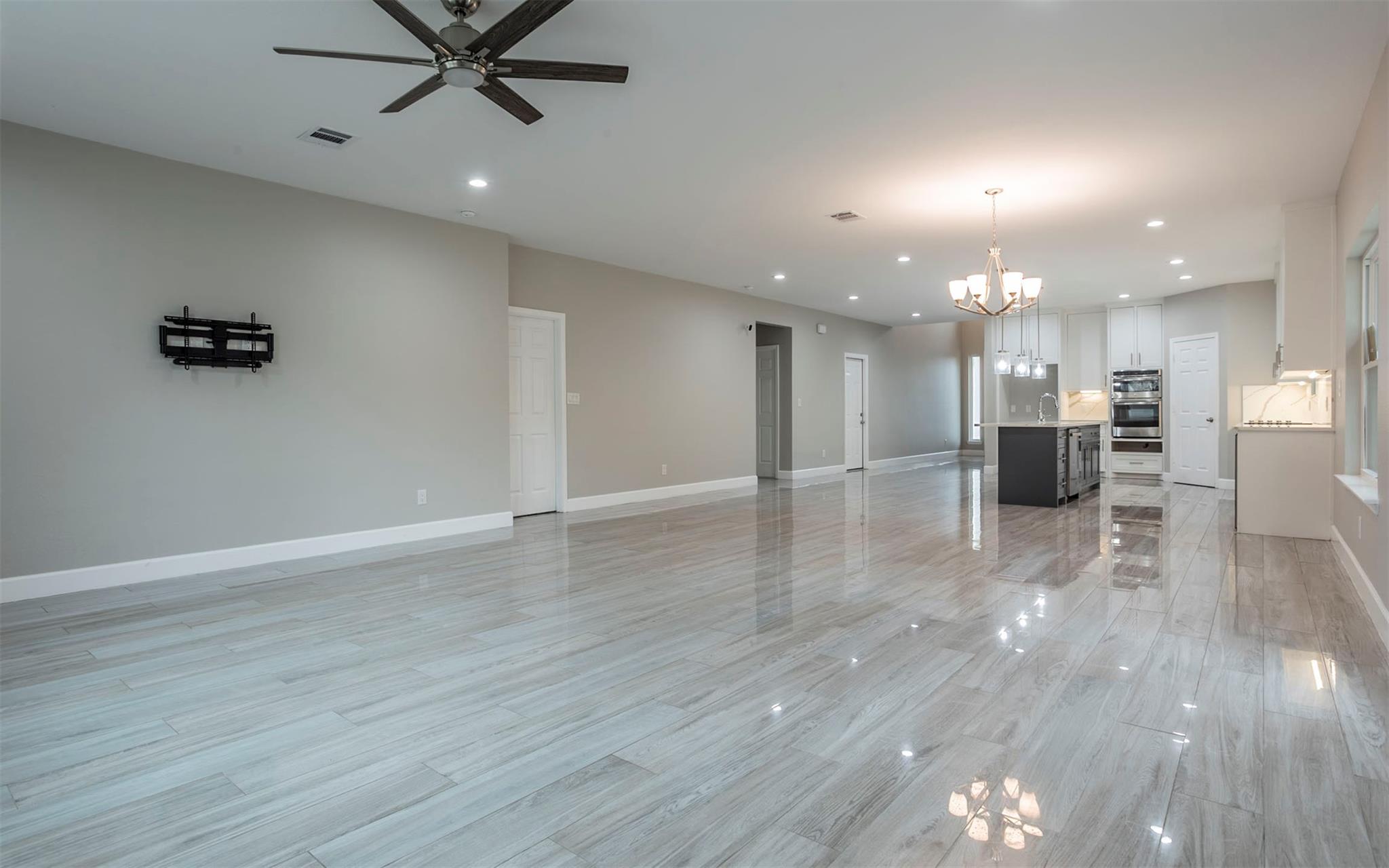 2718 Leslie Lane San Marcos TX 78666