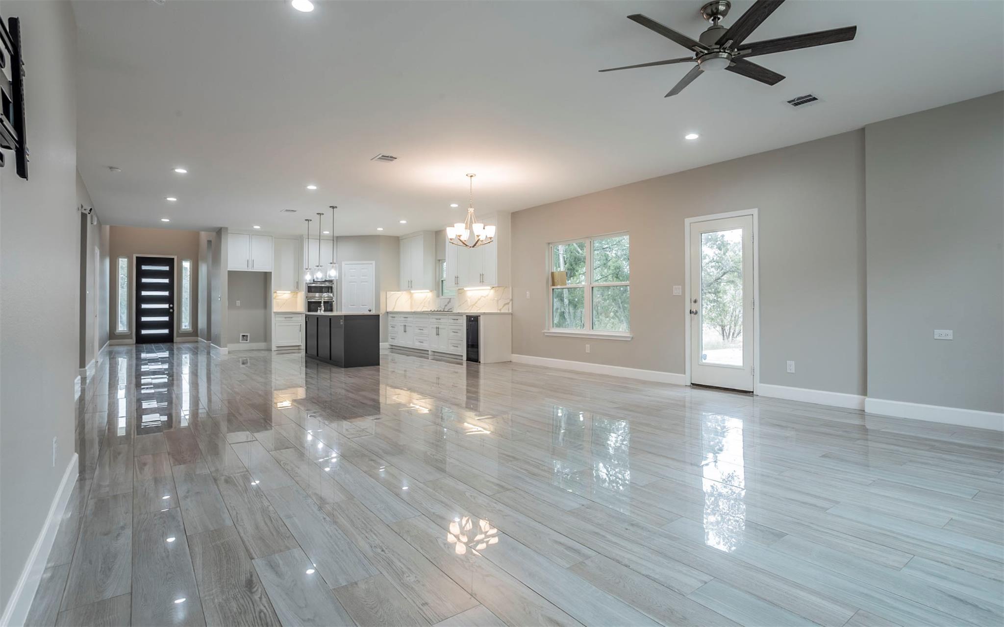 2718 Leslie Lane San Marcos TX 78666