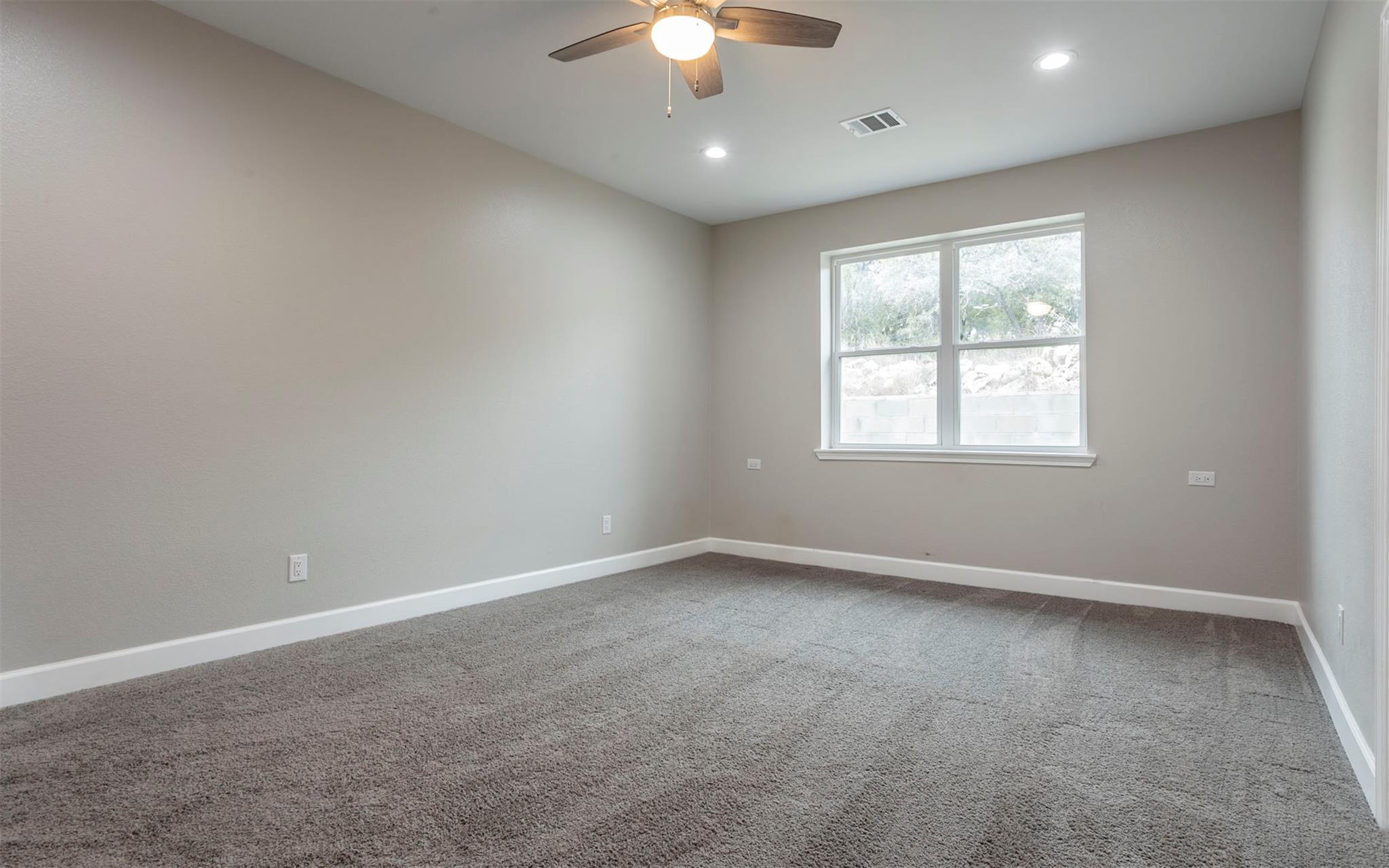2718 Leslie Lane San Marcos TX 78666