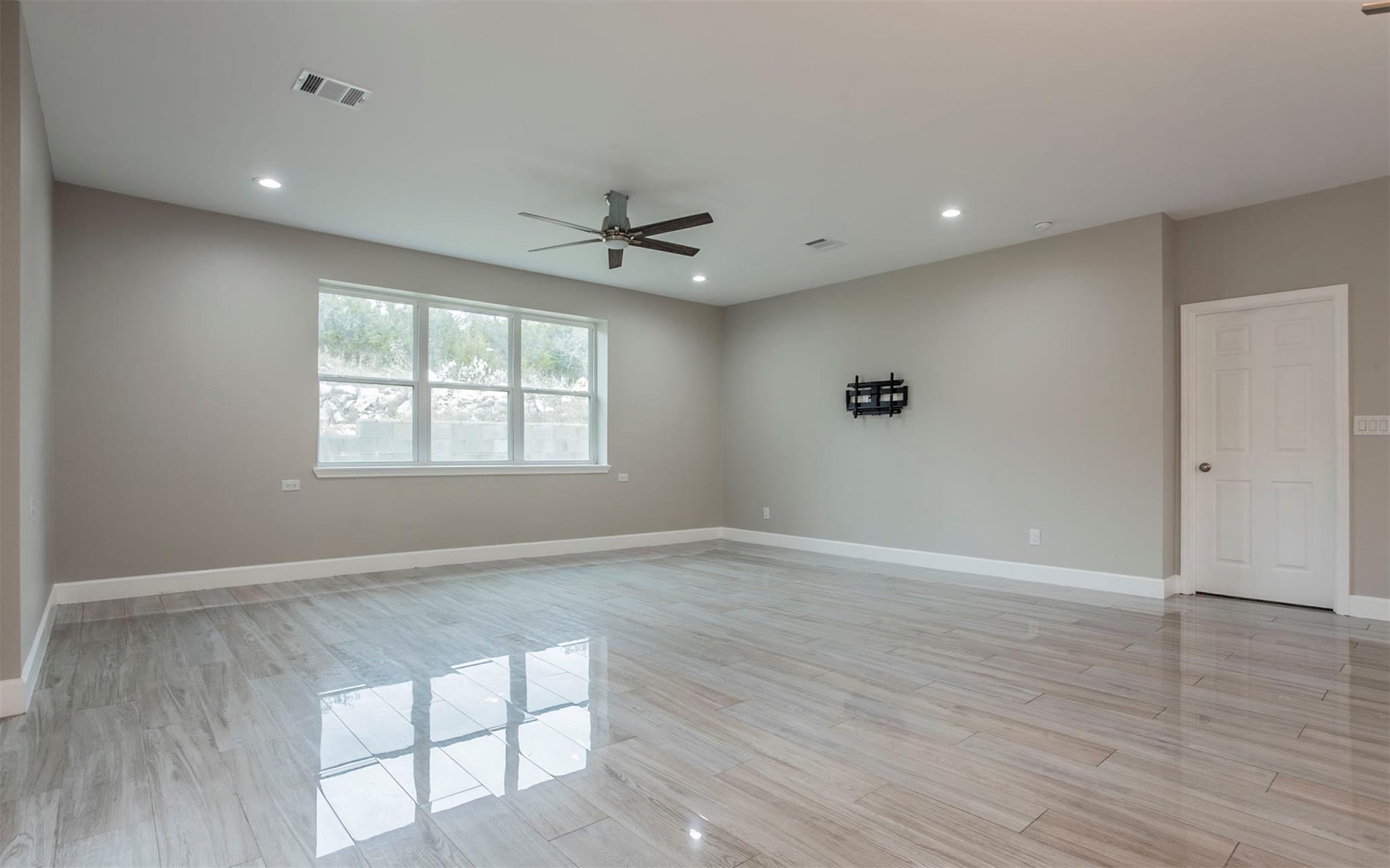2718 Leslie Lane San Marcos TX 78666