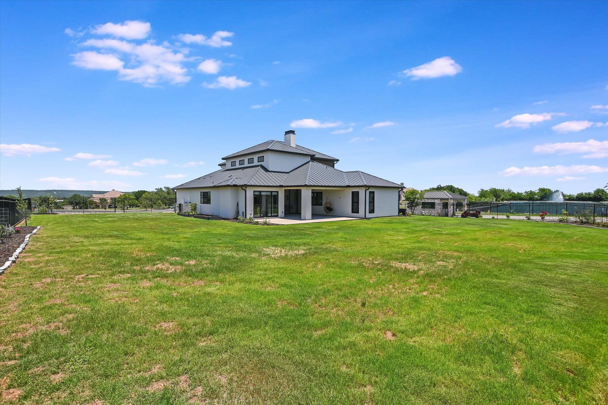 1806 Lauren Drive Spicewood TX 78669