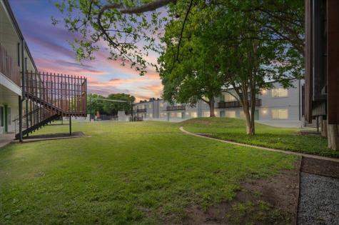 2200 Dickson Drive Austin TX 78704