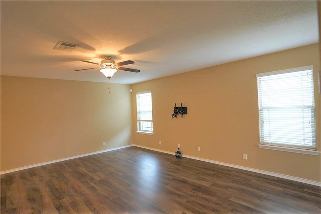 201 Edwin Kyle TX 78640